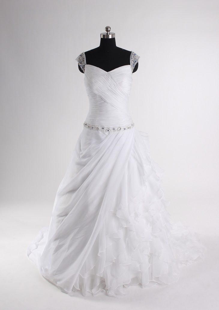 gorgeous-wedding-gown-with-straps